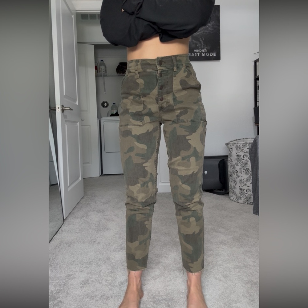 Hollister camo pants